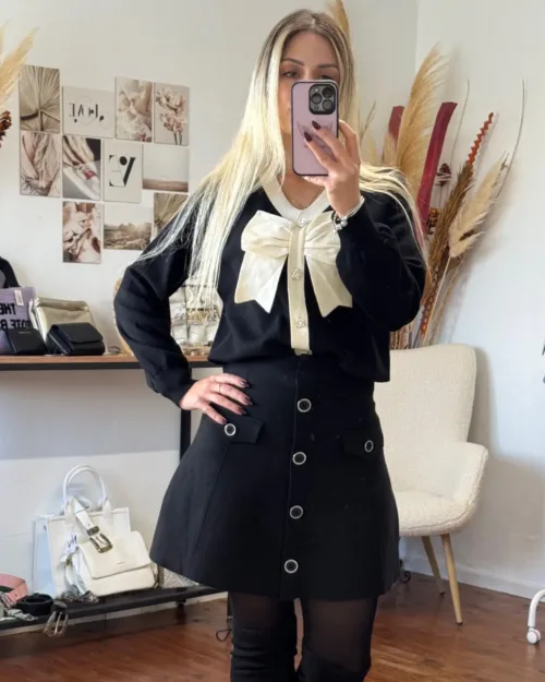 φούστα με κουμπιά